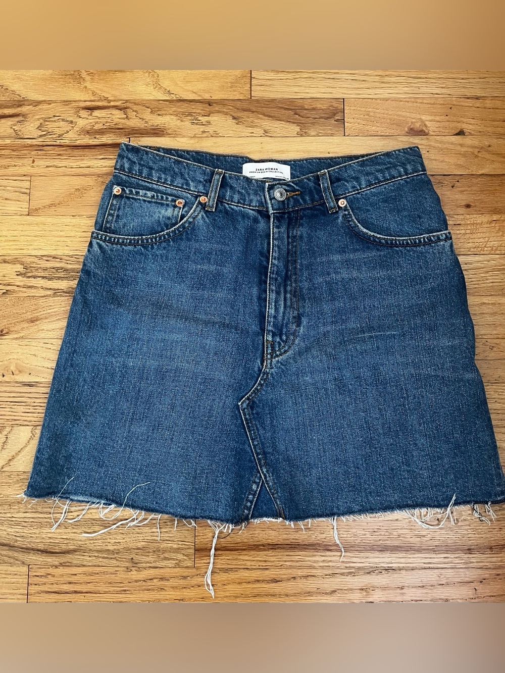 Zara Woman premium denim jean skirt size M